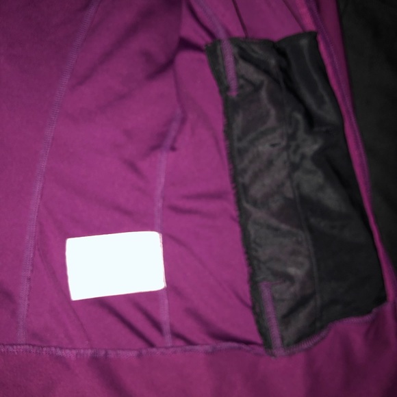 Nike form fitting jacket - Picture 6 of 8